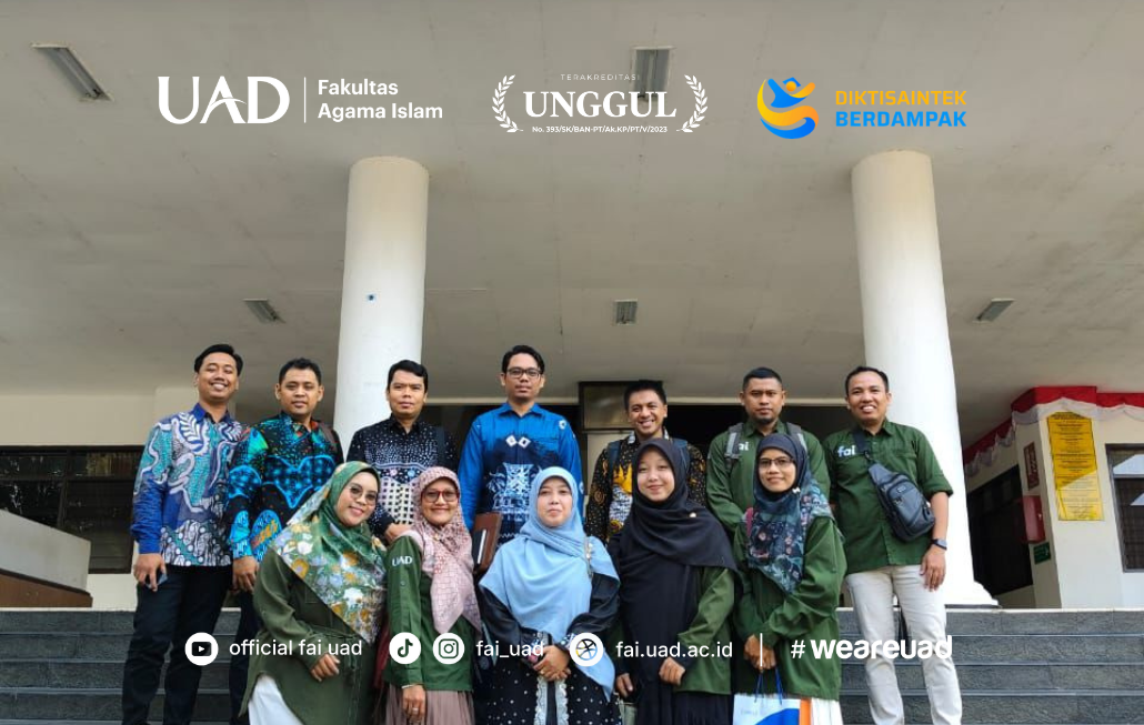 Rombongan FAI UAD yang terdiri dari unsur dekanat, kepala kantor, kepala laboratorium, staf administrasi, dan laboratorium