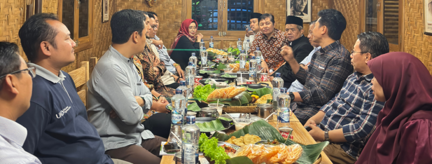 Silaturahmi dan Buka Puasa Bersama Promotor dan Co-Promotor, Program Doktor Studi Islam FAI UAD