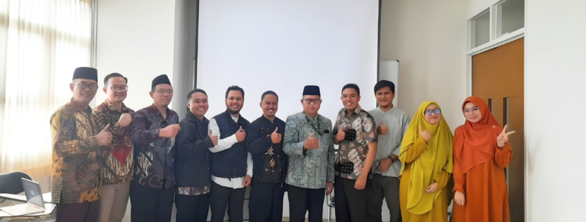 Mahasiswa Program Doktor Studi Islam Ikuti Perkuliahan Studi Kontemporer Al-Qur’an dan Hadis Bersama Prof. Dr. Waharjani, M.Ag.